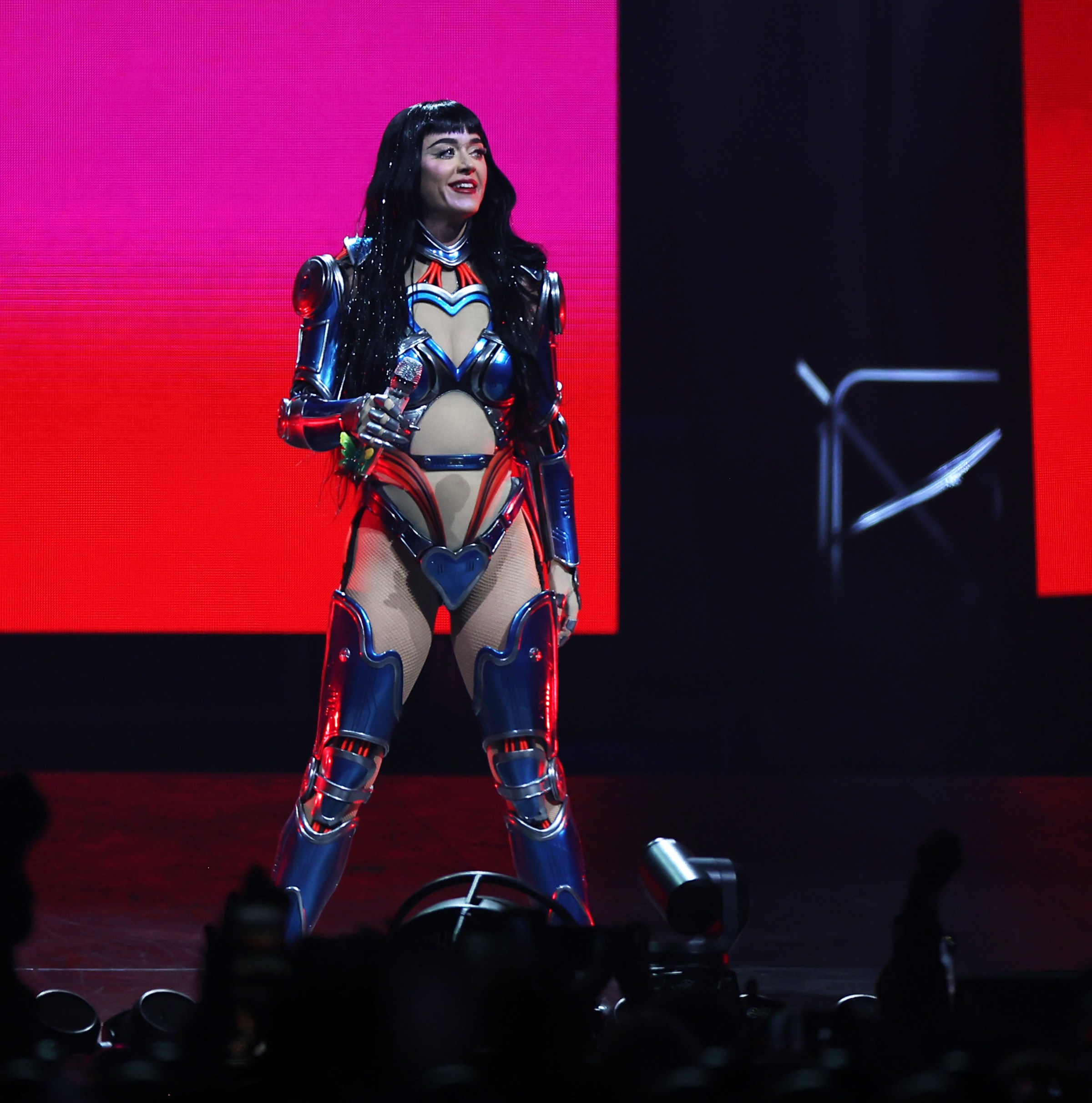 Can pop music actually predict a recession?
